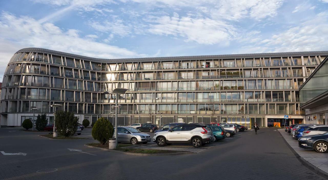 Apartament Onyx Poznan Bagian luar foto